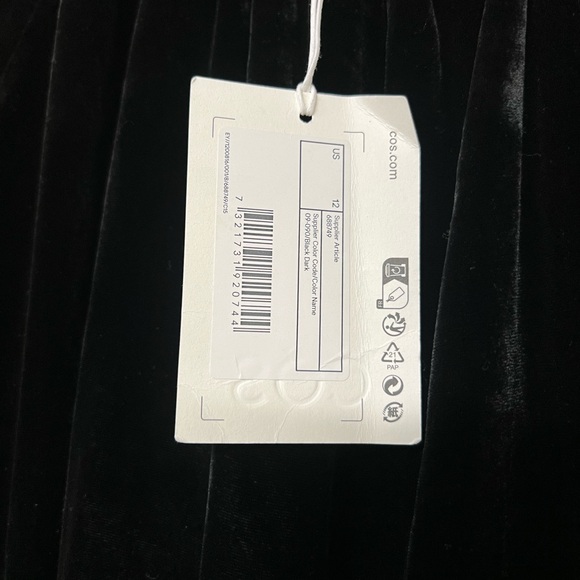 COS NWT black gathered velvet silk blend midi dress statement sleeve minimalist - Picture 10 of 13